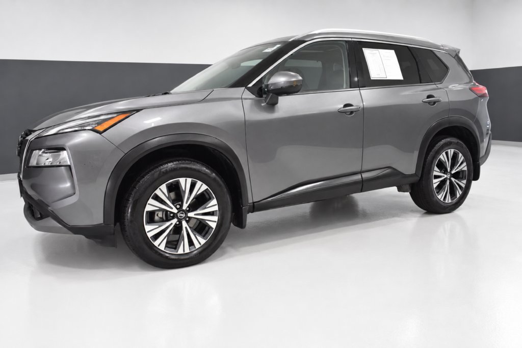 Used 2021 Nissan Rogue SV w/ Premium Package AWD/4WD image 2