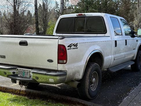 Used 2001 Ford F250 XLT image 21