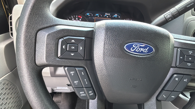 Used 2022 Ford E-450 and Econoline 450 Super Duty RWD image 27