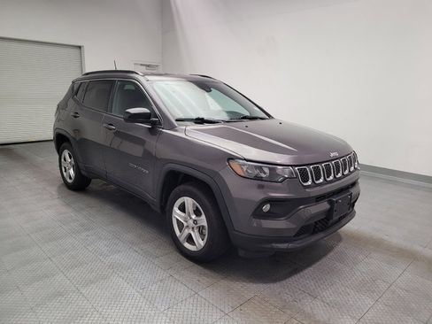 Used 2023 Jeep Compass Latitude AWD/4WD image 13