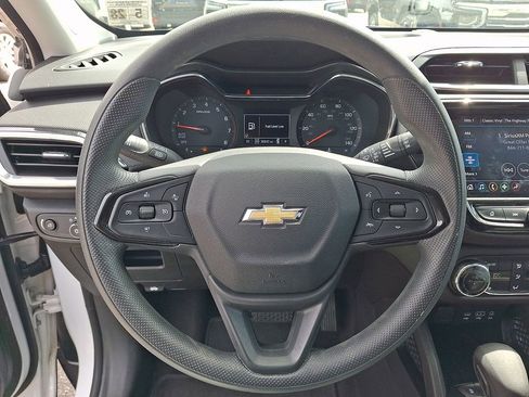 Certified 2023 Chevrolet TrailBlazer LT w/ Convenience Package AWD/4WD image 20