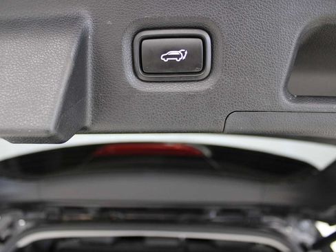 Used 2023 Hyundai Santa Fe SEL w/ Premium Package AWD/4WD image 13