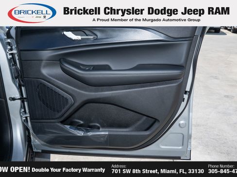 New 2025 Jeep Grand Cherokee L Altitude image 14