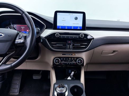 Used 2021 Ford Escape SEL image 5