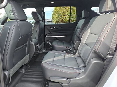 New 2026 Chevrolet Traverse Z71 w/ Enhanced Driving Package image 10