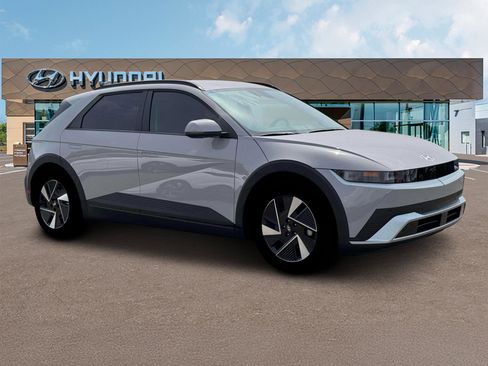 New 2025 Hyundai Ioniq 5 SEL RWD image 10