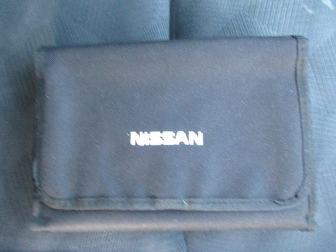 Used 2016 Nissan Rogue SV w/ SV Premium Package image 32