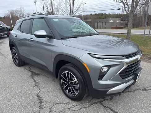 New 2026 Chevrolet TrailBlazer LT w/ LT Cold Weather Package AWD/4WD image 8