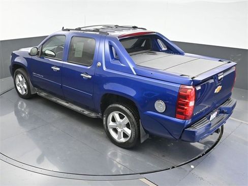 Used 2013 Chevrolet Avalanche LT w/ All-Star Edition image 30
