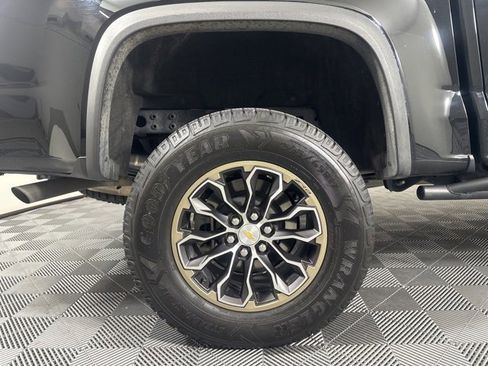 Used 2021 Chevrolet Colorado ZR2 image 9