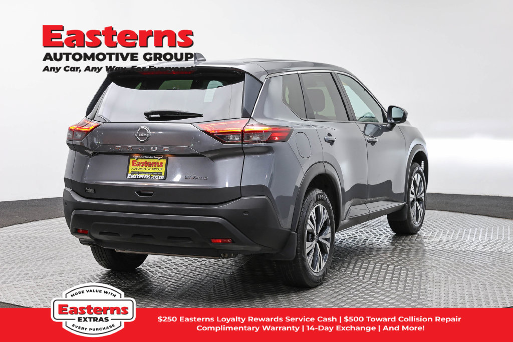 Used 2023 Nissan Rogue SV AWD/4WD image 6