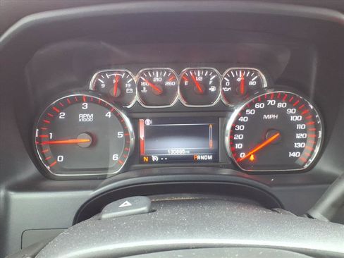 Used 2015 GMC Sierra 1500 SLE w/ SLE Value Package image 11