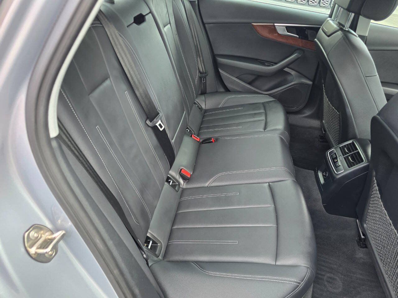 Used 2021 Audi A4 2.0T Premium w/ Convenience Package AWD/4WD image 29