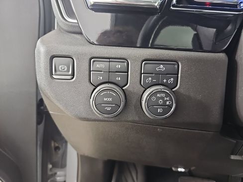 Certified 2024 Chevrolet Silverado 1500 RST AWD/4WD image 29