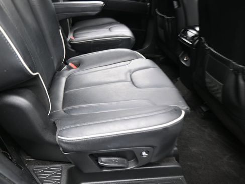 Used 2025 Hyundai Palisade SEL FWD image 41