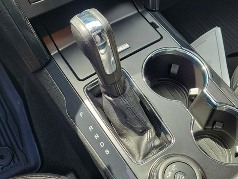 Used 2017 Ford Explorer XLT w/ Equipment Group 202A image 29