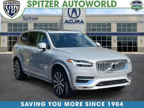 Used 2025 Volvo XC90 B5 Core image 1