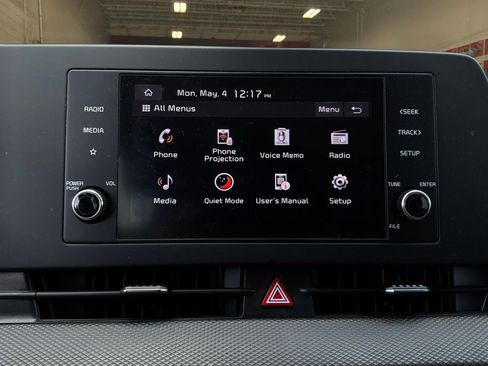 Used 2025 Kia Sportage LX AWD/4WD image 28
