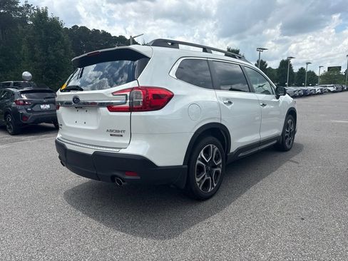 Used 2023 Subaru Ascent Touring AWD/4WD image 5