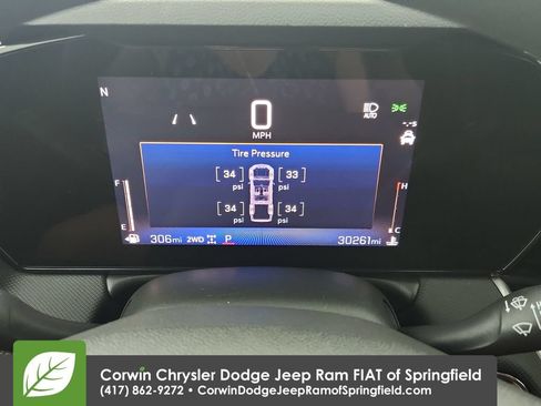Used 2025 Chevrolet TrailBlazer LT AWD/4WD image 22