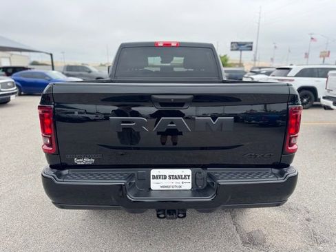 Certified 2026 RAM 2500 Big Horn AWD/4WD image 5