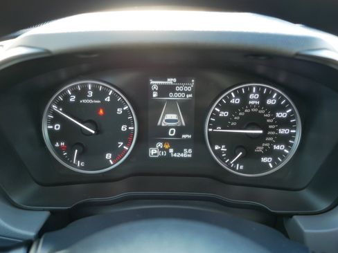 Used 2024 Subaru Crosstrek 2.0i Premium image 21