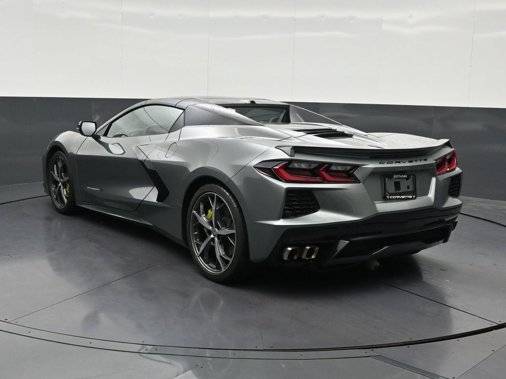 Used 2023 Chevrolet Corvette Stingray Convertible RWD image 3