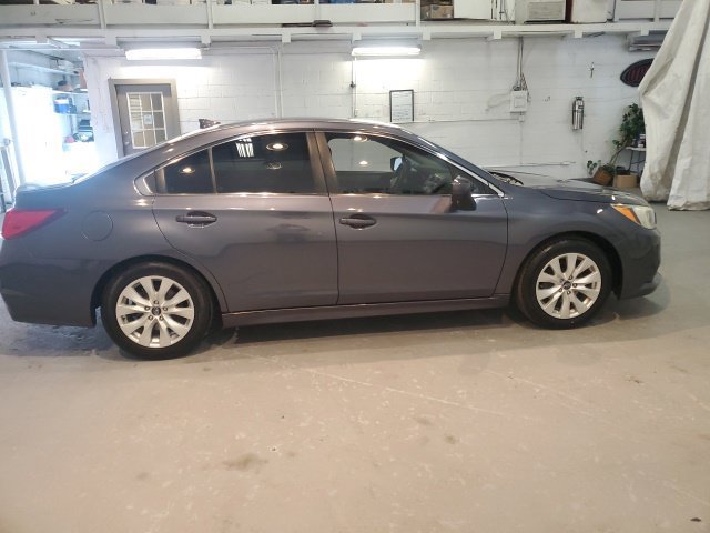 Used 2016 Subaru Legacy 2.5i Premium AWD/4WD image 8