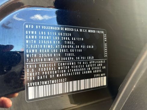 Used 2026 Volkswagen Tiguan SE AWD/4WD image 31