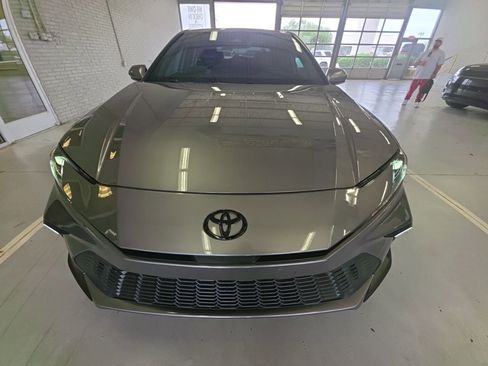 Used 2026 Toyota Camry SE w/ Multimedia Upgrade Package FWD image 2
