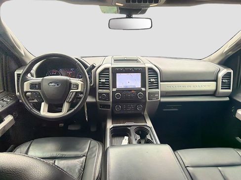 Used 2020 Ford F250 Lariat image 16