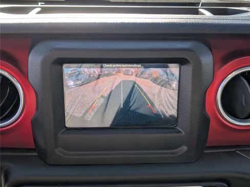 Used 2018 Jeep Wrangler Unlimited Rubicon image 29