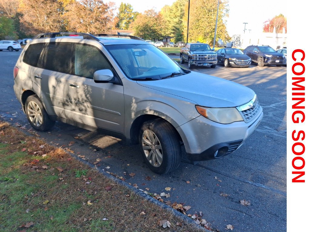Used 2011 Subaru Forester 2.5X Limited AWD/4WD image 4