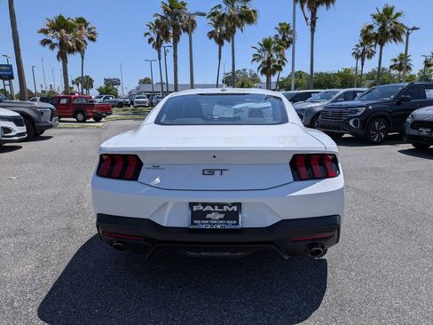 Used 2024 Ford Mustang GT RWD image 4