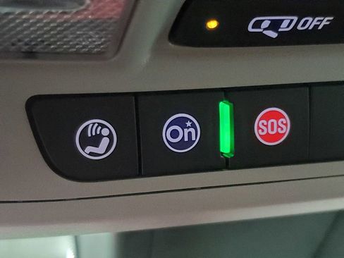 Used 2023 Chevrolet Malibu LS image 16