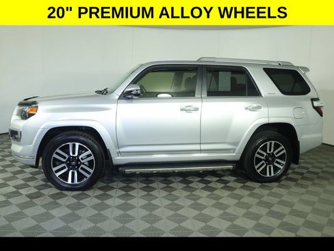 Used 2023 Toyota 4Runner Limited AWD/4WD image 7