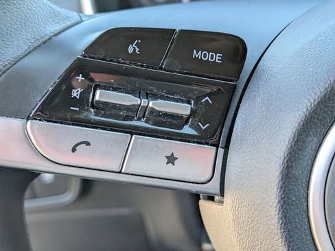 Used 2022 Hyundai Tucson SEL image 18