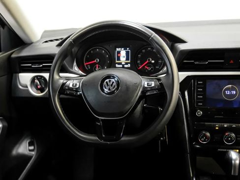Used 2021 Volkswagen Passat 2.0T S FWD image 17