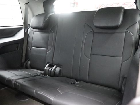 Used 2018 Chevrolet Tahoe Premier AWD/4WD image 19