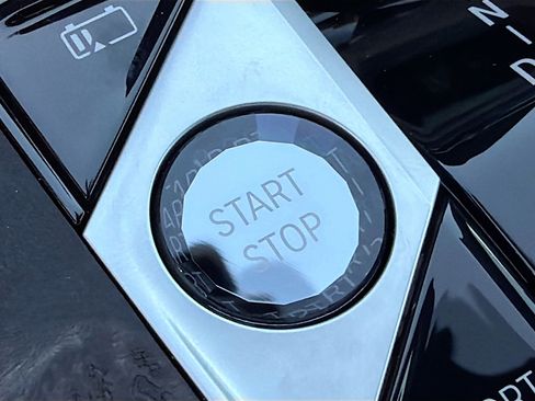 New 2026 BMW X5 xDrive50e image 37