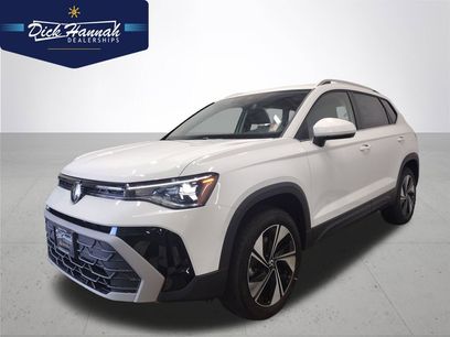 New 2025 Volkswagen Taos SE