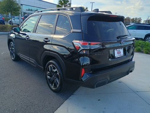 Certified 2025 Subaru Forester Limited image 7