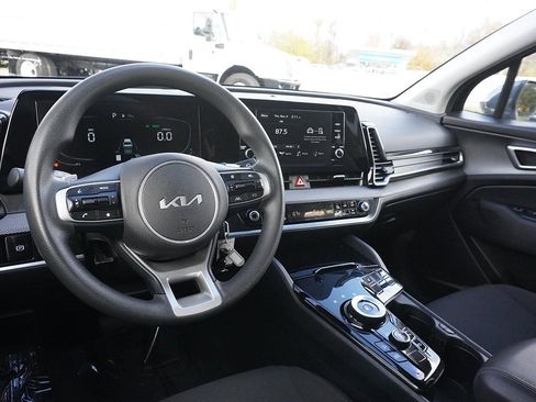 Used 2023 Kia Sportage LX image 27