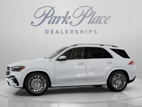 Certified 2025 Mercedes-Benz GLE 350 4MATIC w/ AMG Line Exterior image 4