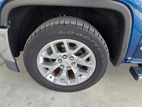 Used 2018 GMC Sierra 1500 SLT w/ SLT Premium Package image 23