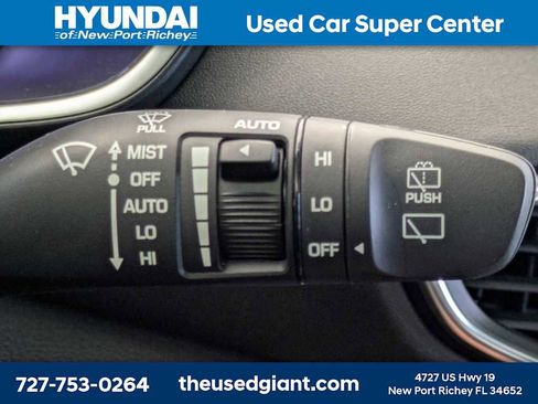 Used 2020 Hyundai Santa Fe Limited image 40