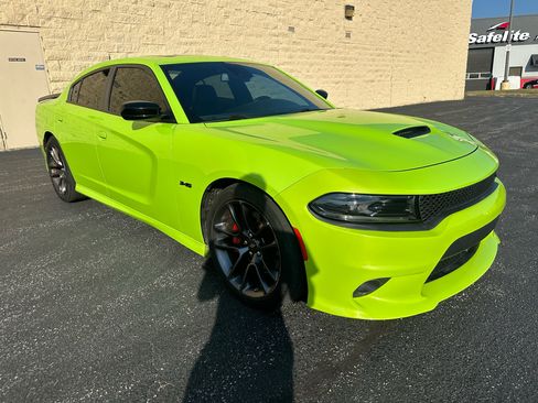 Used 2023 Dodge Charger R/T w/ Plus Group image 7