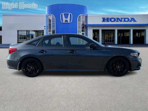 Used 2024 Honda Civic Sport image 9