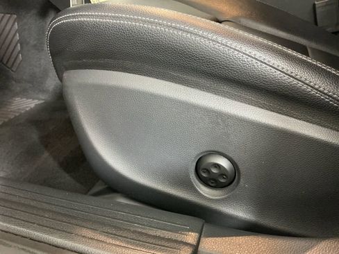 Used 2018 Mercedes-Benz CLA 250 image 21