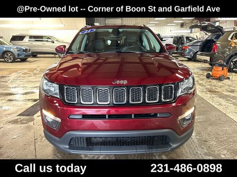 Used 2021 Jeep Compass Latitude w/ Convenience Group AWD/4WD image 8